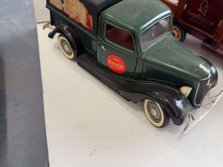 coca-cola-delivery-truck,-wooden-constitutional-casualty-truck,-2-classic-trucks,-1-classic-car-image-2