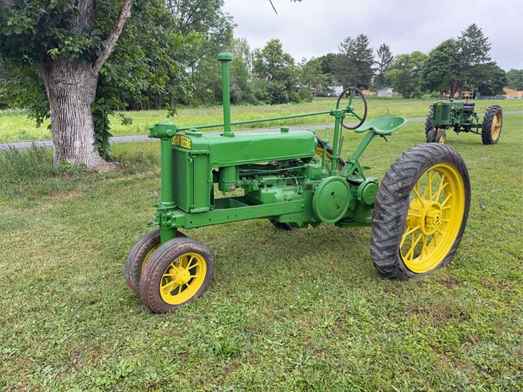 john-deere-1935-image-1