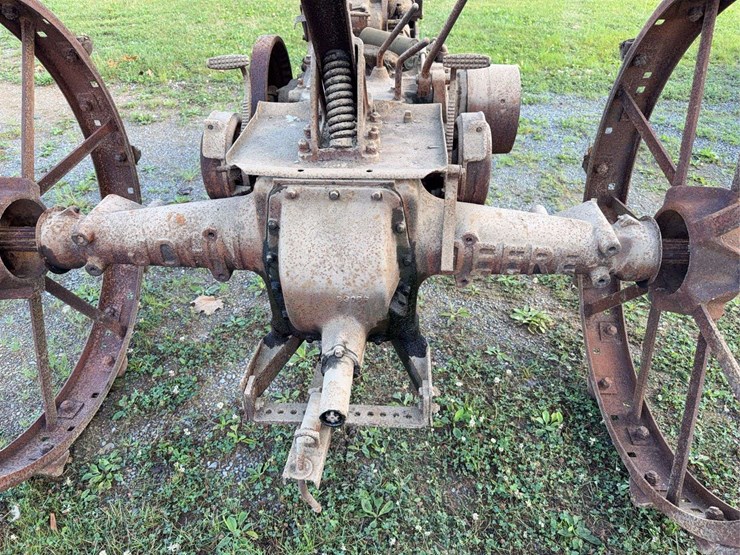 john-deere-model-b-image-27