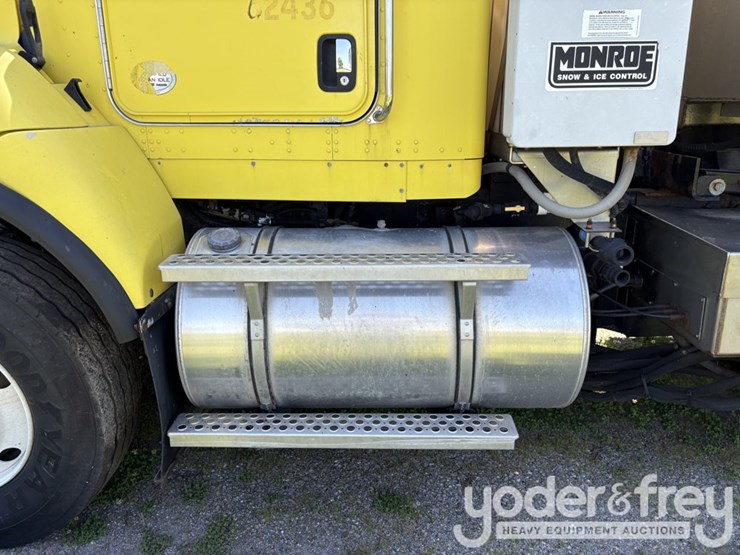 2012-kenworth-t400-image-22