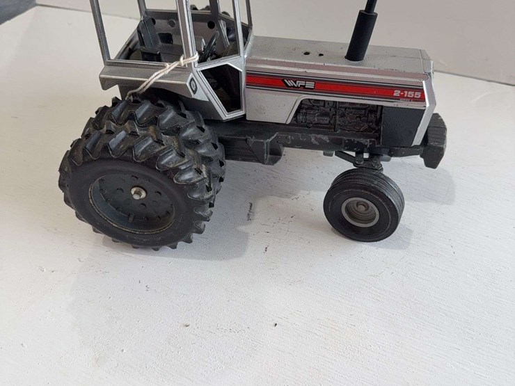 scale-models-white-2-155-series-3-toy-tractor,-die-cast-metal,-1/16-scale-image-1