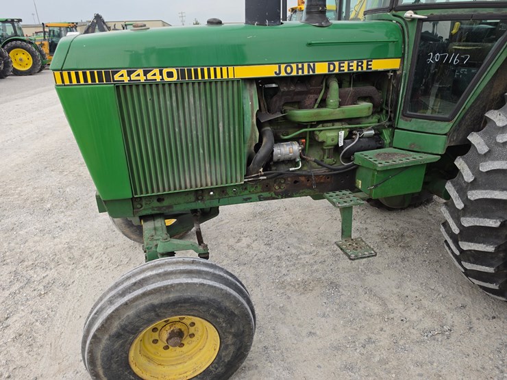 1981-john-deere-4440-image-19