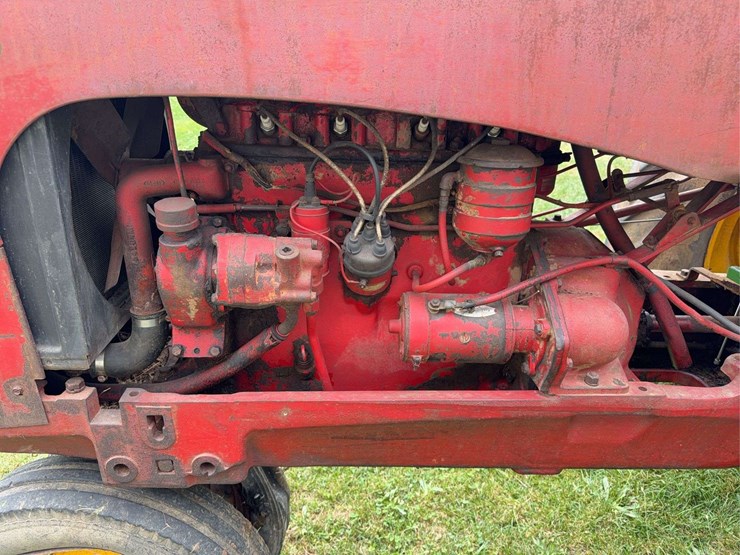 massey-ferguson-33-image-47
