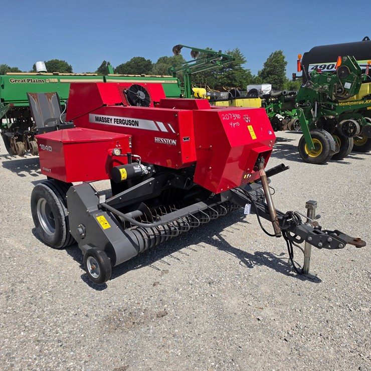 2021 MASSEY-FERGUSON 1840