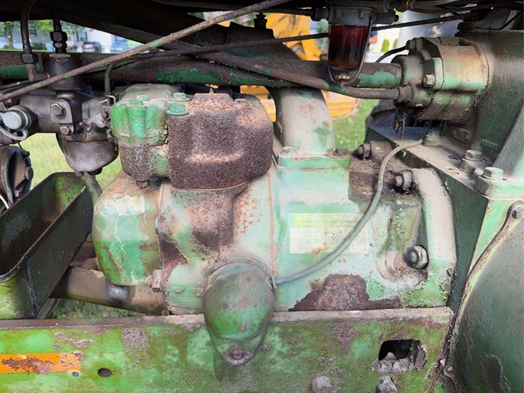 john-deere-630-image-53