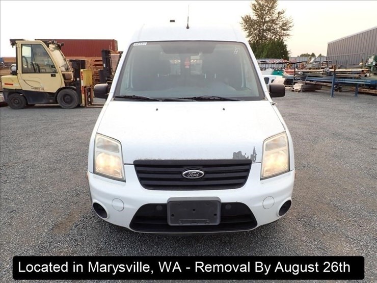 2013-ford-transit-image-13