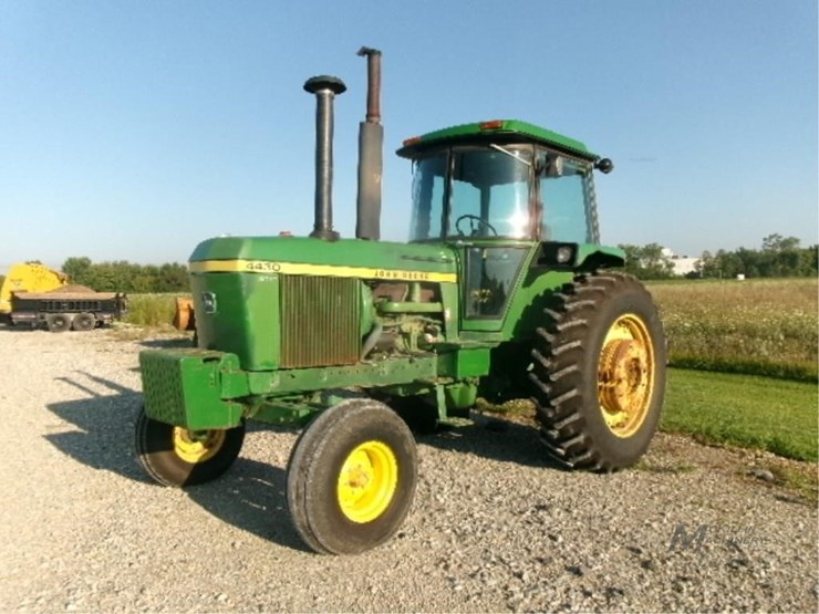 1976-john-deere-4430-image-1