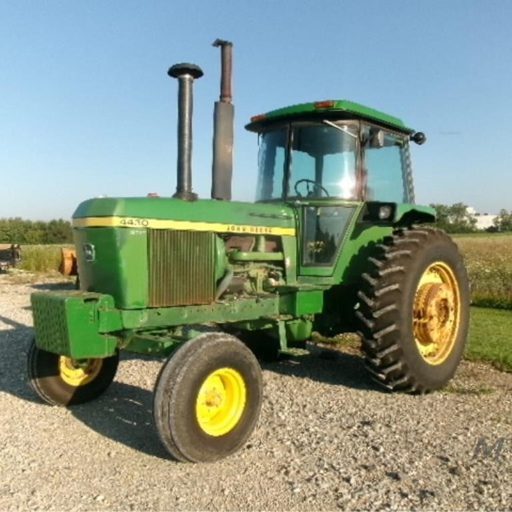 1976 JOHN DEERE 4430