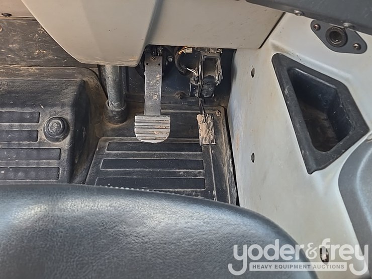 2016-deere-410et-image-67