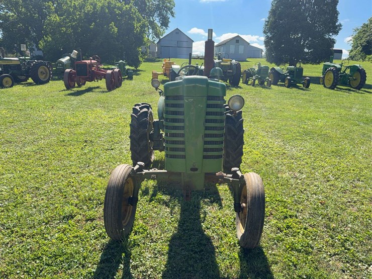 john-deere-m-image-8