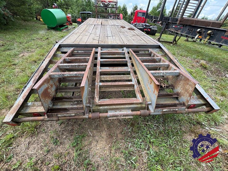 t/a-25’-gooseneck-trailer-image-28