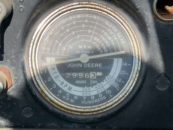 john-deere-630-image-35