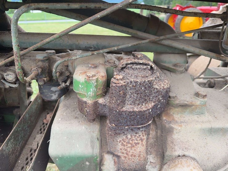 john-deere-60-image-23