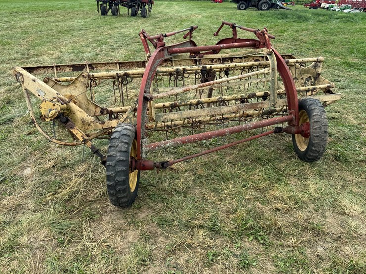 #4004-•-new-holland-10ft-bar-rake-image-6