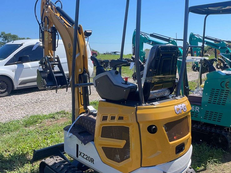 xz20r-mini-excavator-image-10