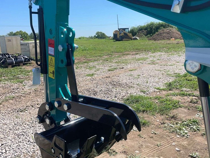 mh13rx-mini-excavator-image-8