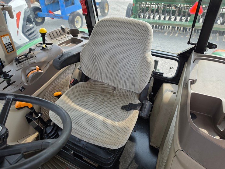 2016-john-deere-5085m-image-7