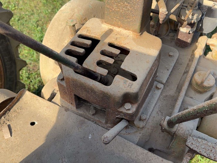 john-deere-model-b-image-37