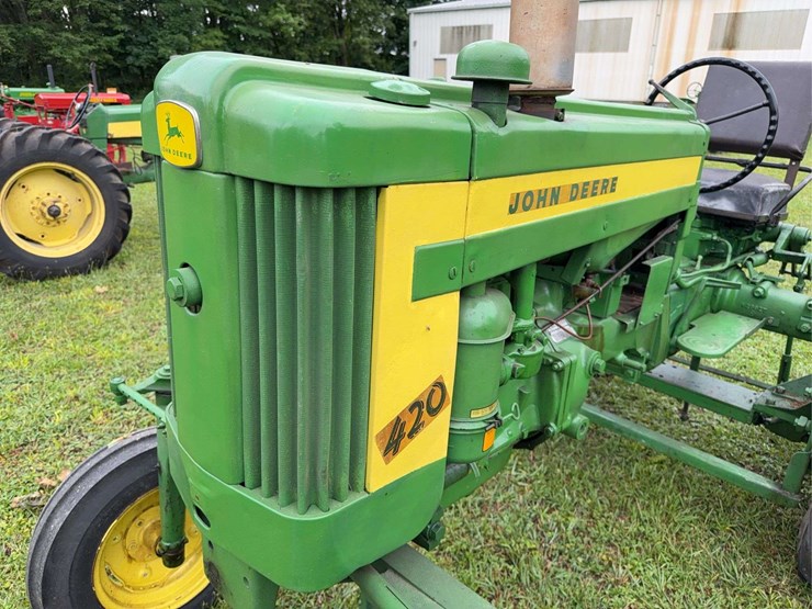 1957-john-deere-420-image-12