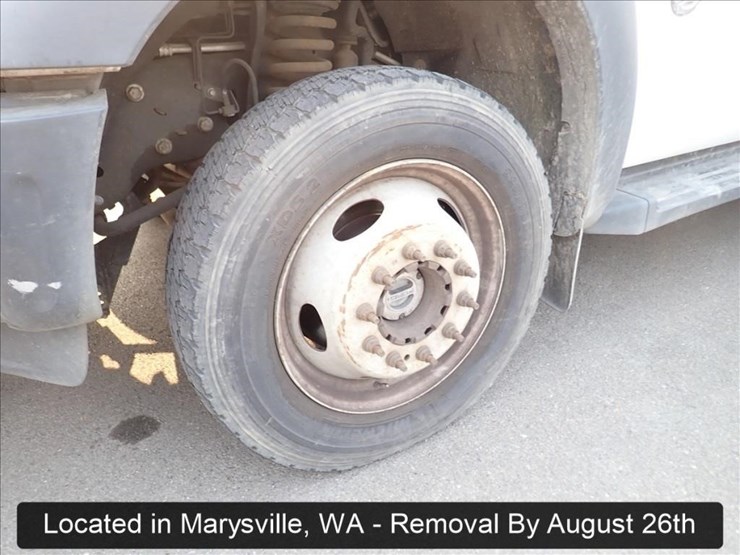 2014-ford-f550-image-38