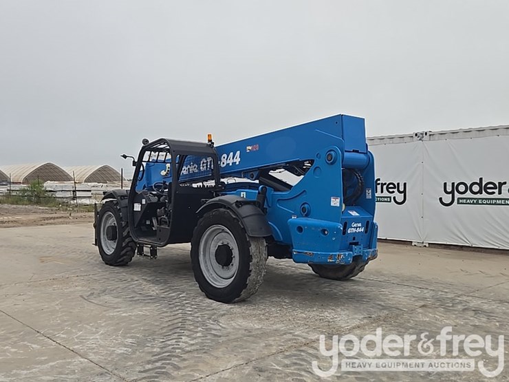 2018-genie-gth844-image-3