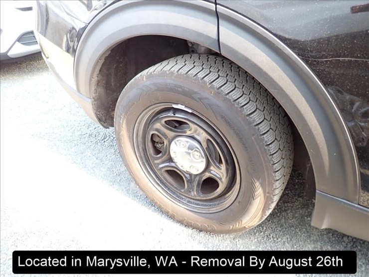 2021-ford-explorer-image-13