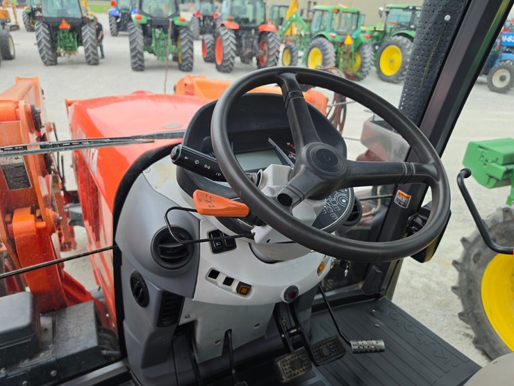 2020-kubota-m7-151-image-18