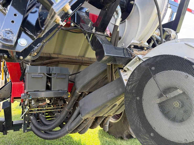 case-ih-3445-airseeder-image-19