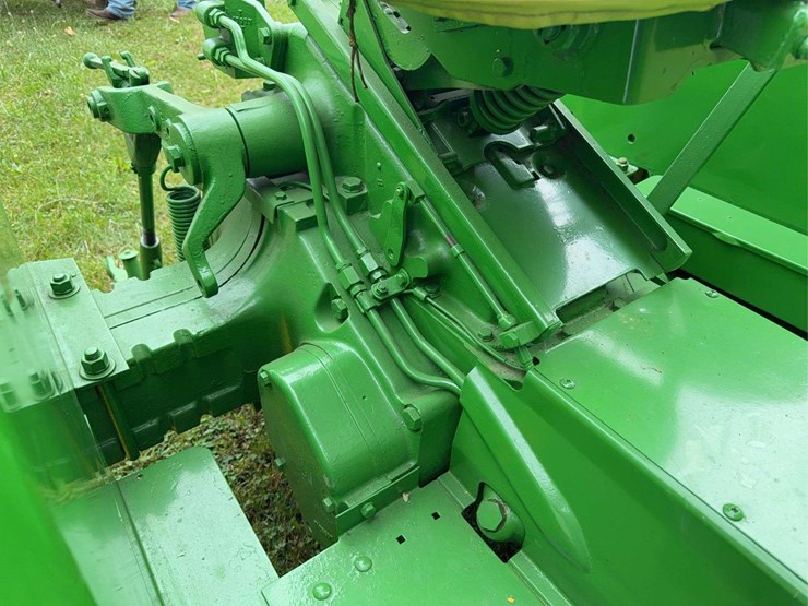 2010-john-deere-2010-image-31