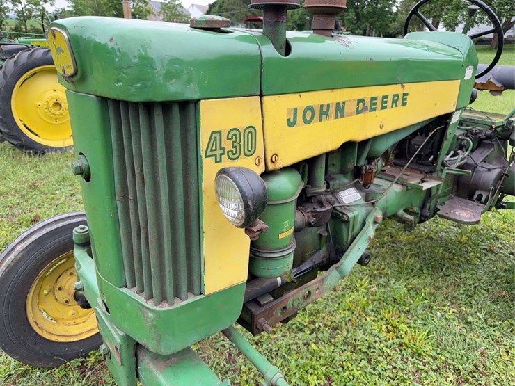 1959-john-deere-430-image-12
