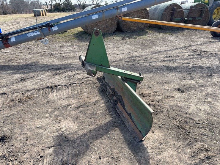 john-deere-6-image-1
