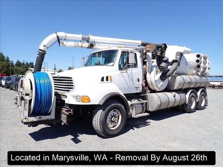 2006-sterling-l9500-image-1