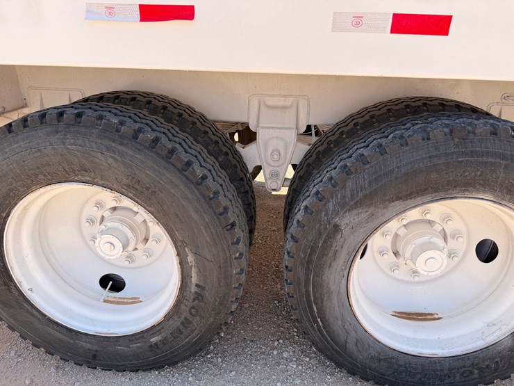 2004-troxell-130bbl-image-12