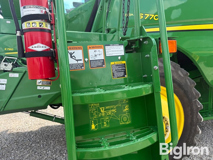 2024-john-deere-s770-image-18