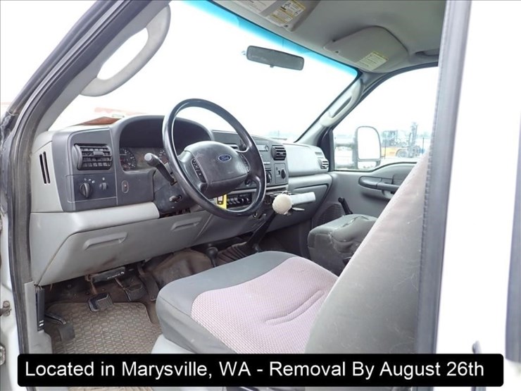2006-ford-f550-image-8
