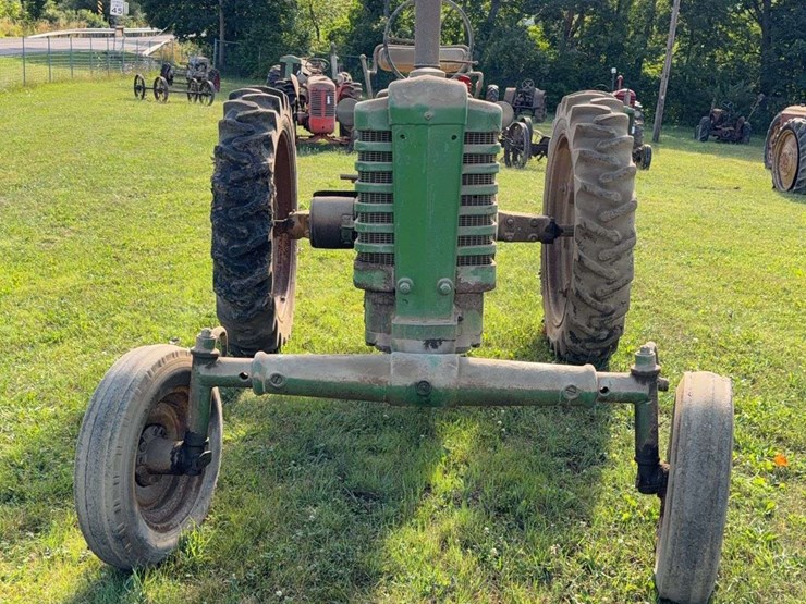 john-deere-model-b-image-8