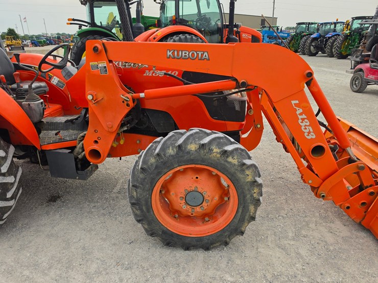 2006-kubota-m8540d-image-24