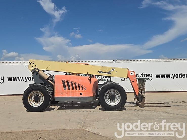 2012-jlg-g6-42a-image-6