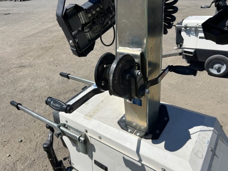 2016-generac-plt240-image-12
