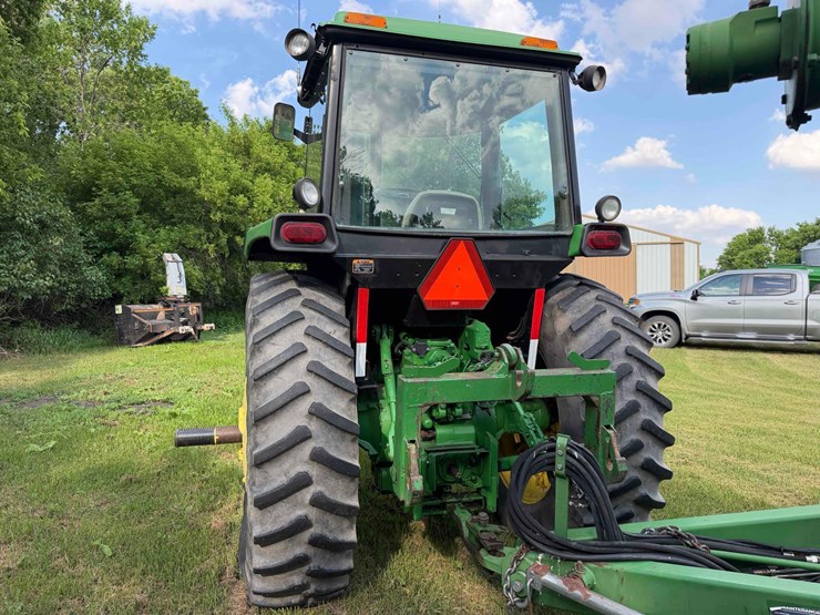 john-deere-4450-image-4
