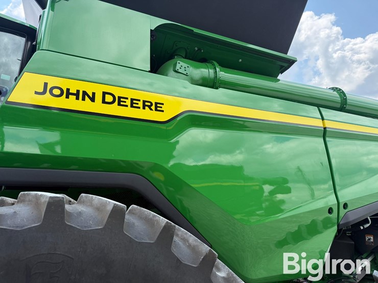 2025-john-deere-s7-800-image-17