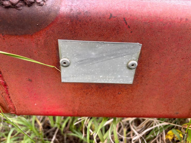 1983-versatile-5600-v-blade-image-3