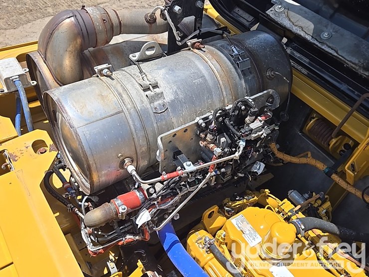 2017-caterpillar-336fl-image-54