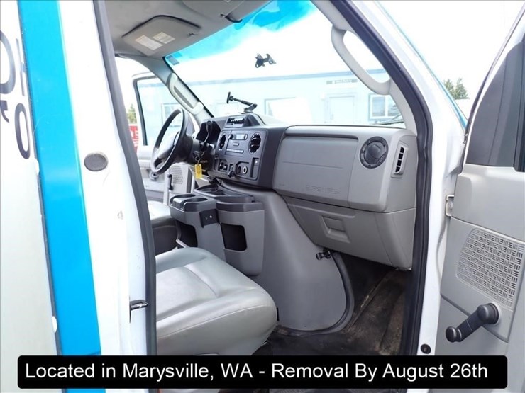 2017-ford-e450-image-5