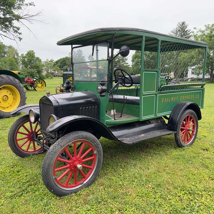 FORD MODEL T