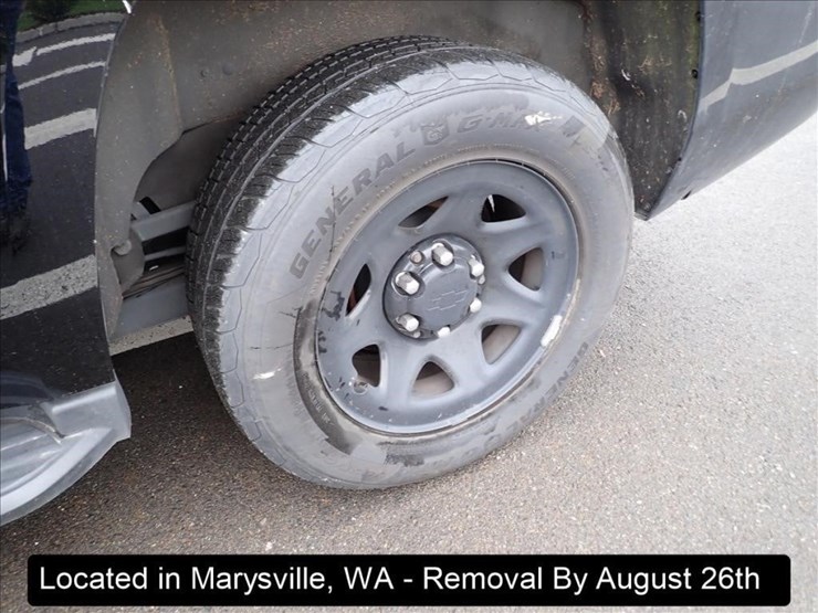 2018-chevrolet-tahoe-image-19