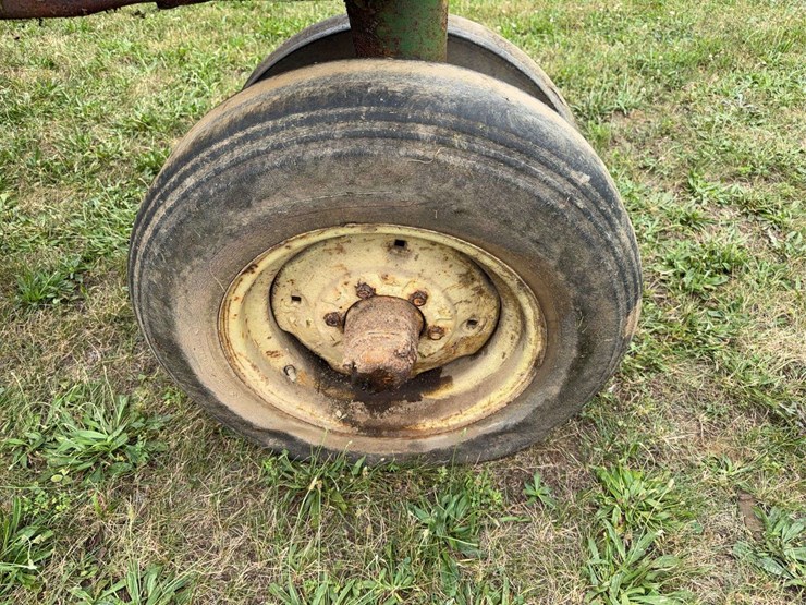 john-deere-60-image-13