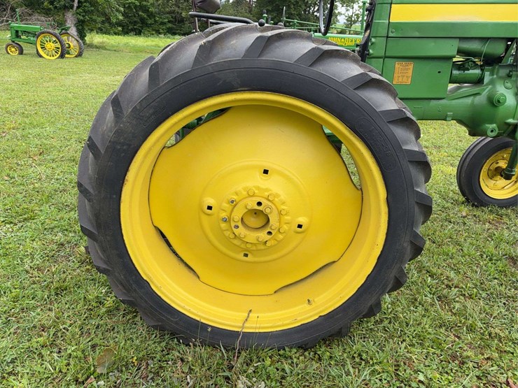 1957-john-deere-420-image-36