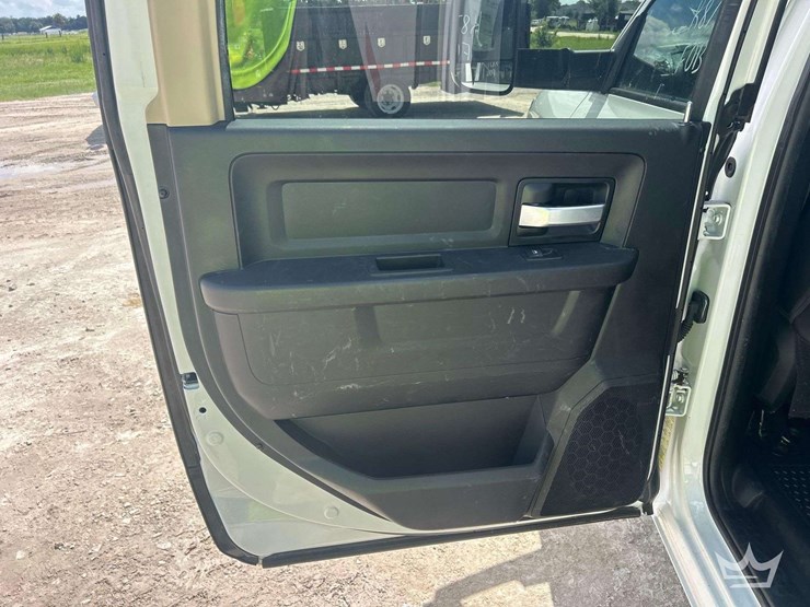 2019-dodge-2500-image-20