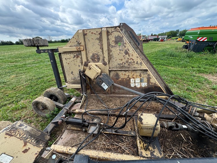 #4016-•-land-pride-15ft-batwing-mower-image-10